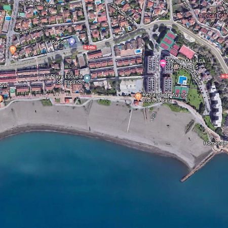 Playa La Cala In Front Of The Beach Free Parking Малага Екстериор снимка
