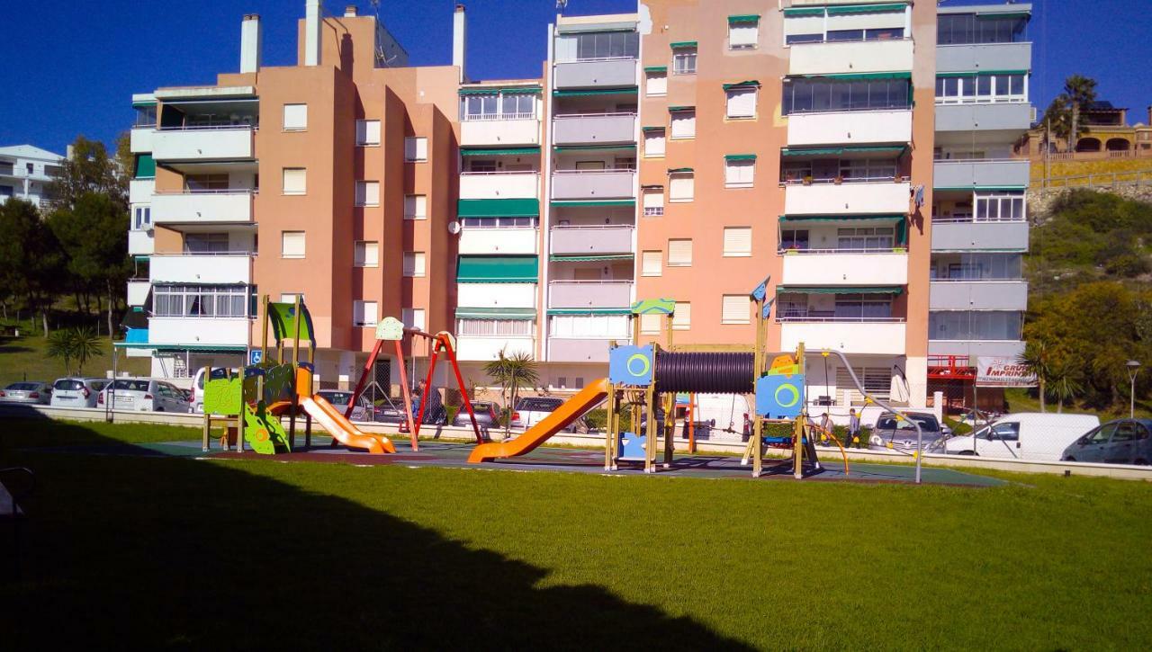 Playa La Cala In Front Of The Beach Free Parking Малага Екстериор снимка